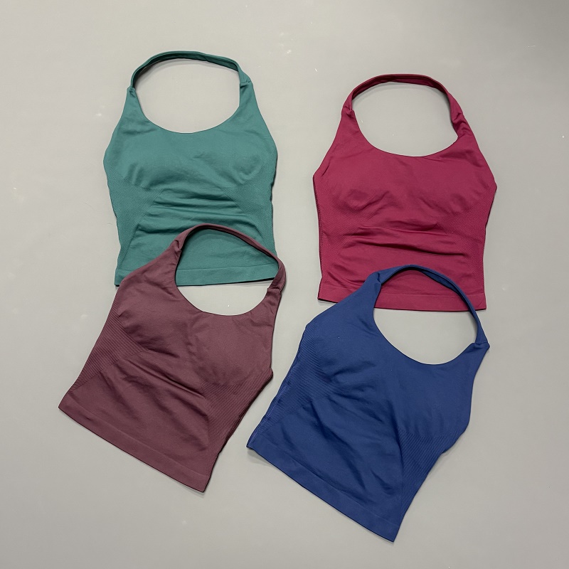 Suspender Tank Top - เสื้อกีฬาผู้หญิงแบบผูกคอ ไร้ตะเข็บ เสื้อกล้ามโยคะเสริมฟองน้ำในตัว ยืดหยุ่นสูง กระชับรูปร่าง เหมาะสำหรับออกกำลังกาย