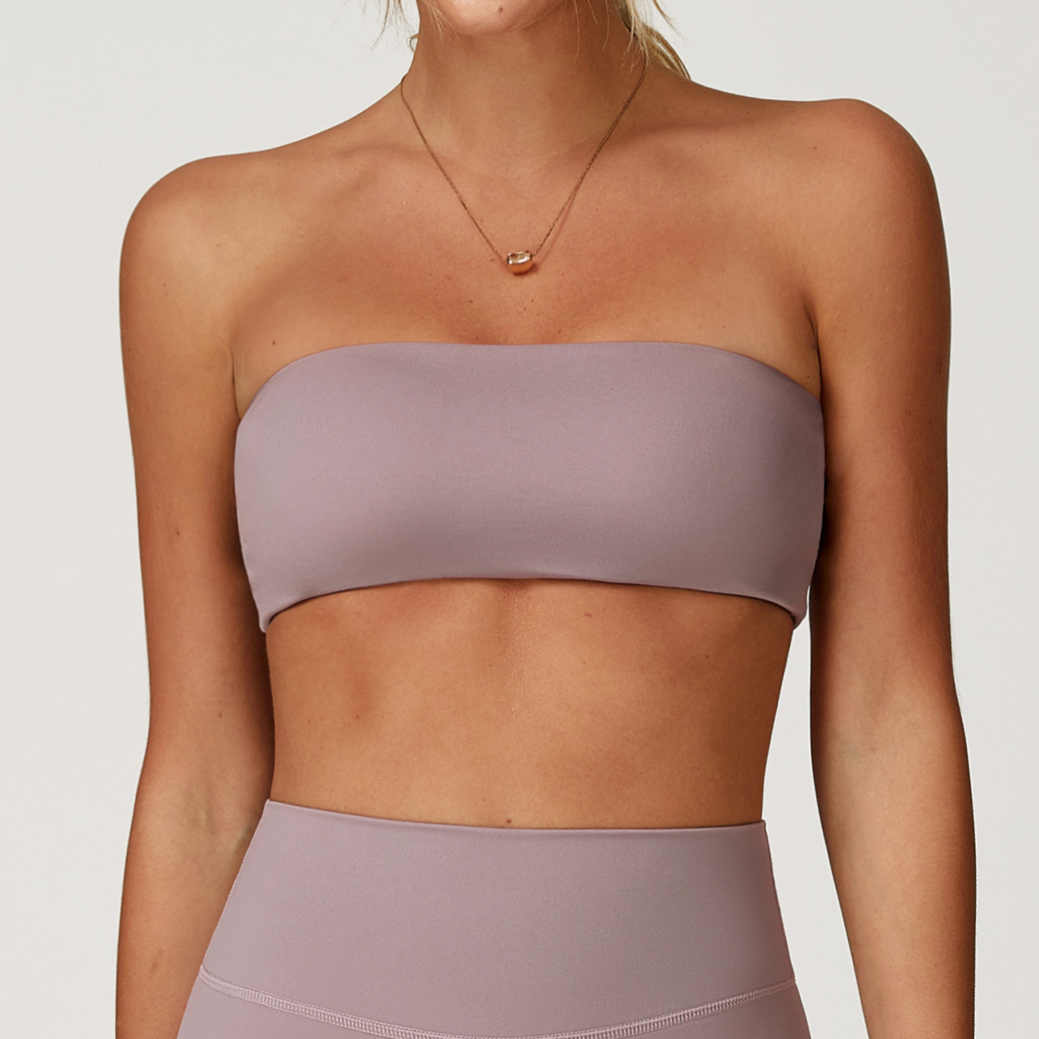 สปอร์ตบราไร้ตะเข็บสำหรับผู้หญิ - Base Layer Top บทวิจารณ์และราคา